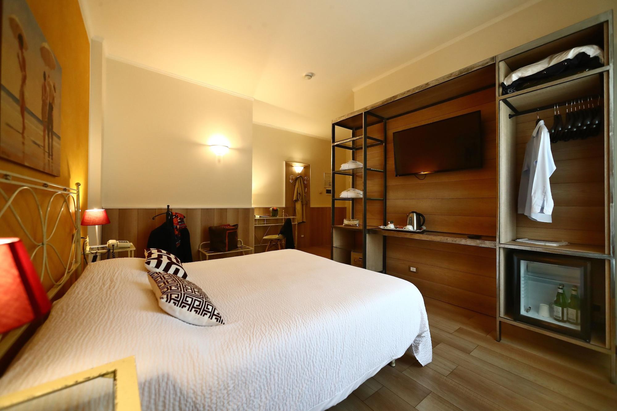 Hotel Italia ヴェローナ エクステリア 写真